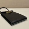 desc_prada-saffiano-leather-minibag_1