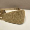 desc_prada-triangle-crochet-shoulder-bag_3