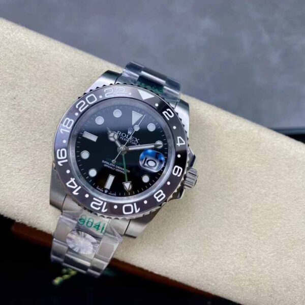 desc_rolex-oyster-perpetual-40mm-watch_2