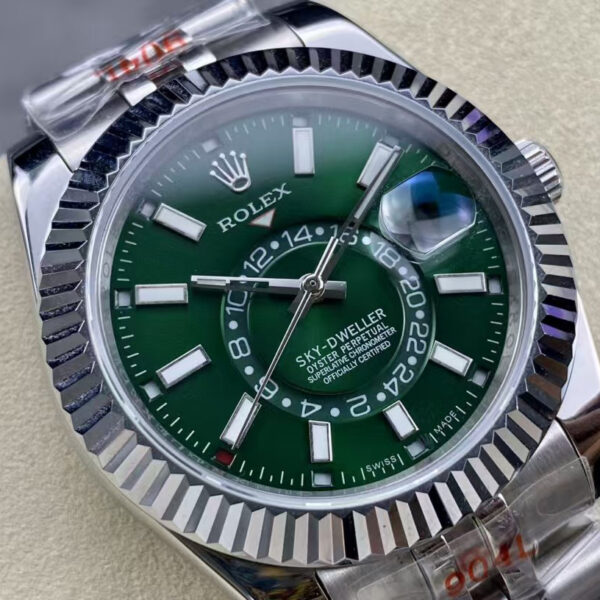 desc_rolex-skydweller-watch-42mm_1