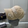 desc_rupaul-x-balenciaga-cap_4